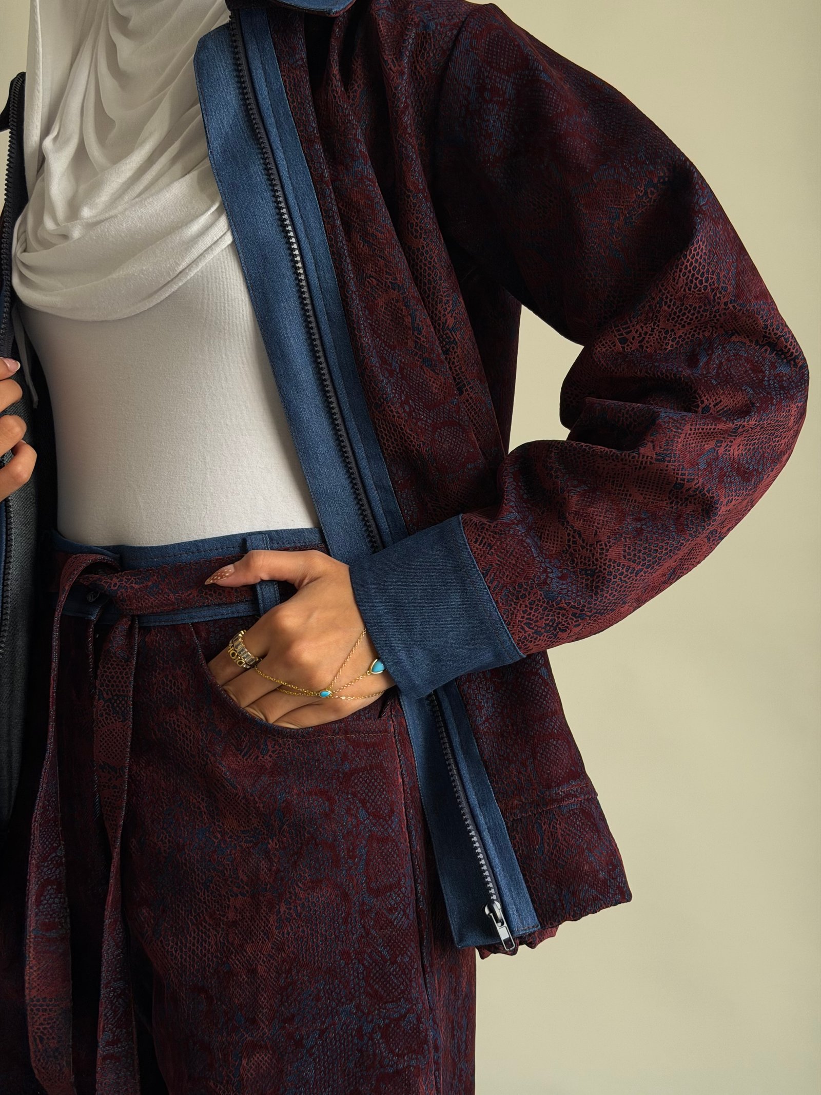 Velvet Denim Jacket - الصورة 7
